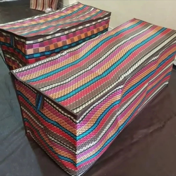 کاور رختخواب جاجیمی (بقچه) سایز دوازده با ابعاد 60 × 60 × 1۲۰ سانتیمتر